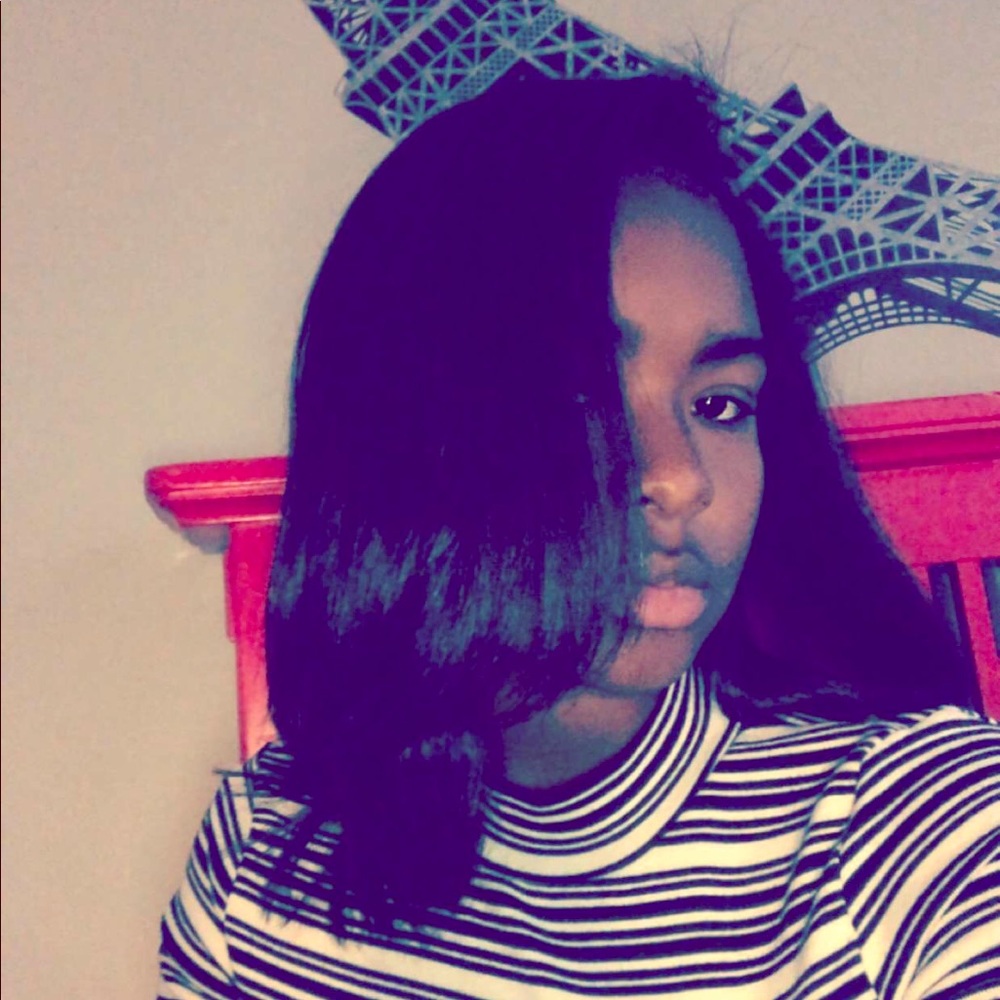 Meet your Posher, Makayla